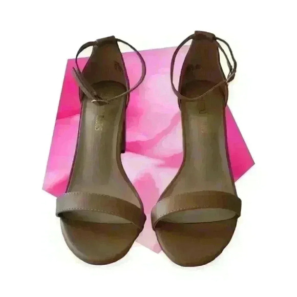 DREAM PAIRS Women's Chunk Low Heel Pump Sandals Size 8 - Picture 2 of 8